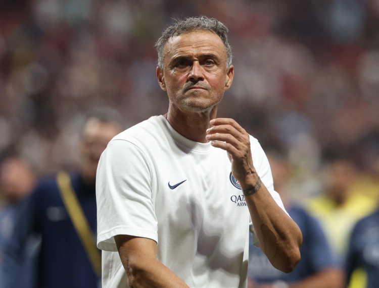 彩客网体育平台-恩里克：客战葡体是本赛季表现最好的比赛 巴黎新球员难免受批评