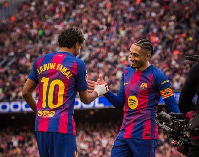 彩客网-跟队:亚马尔因发烧缺席训练但能出战塞维;加维有望周末回归